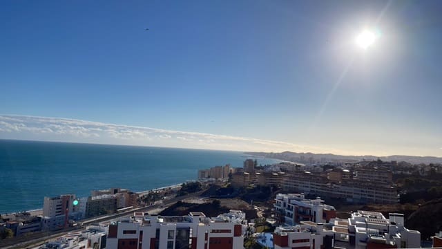 3 sovrum Takvåning till salu i Fuengirola med pool - 985 000 € (Ref: 9479548)