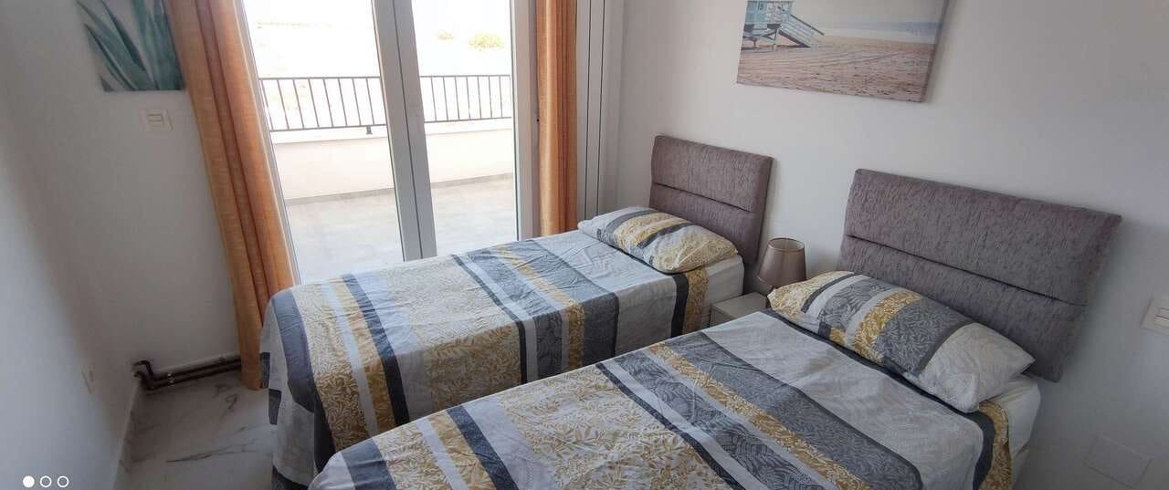 4 bedroom Villa for sale in Pinoso with pool - € 475,000 (Ref: 9479549)