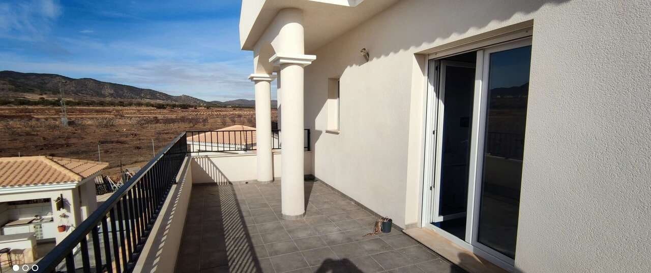 4 bedroom Villa for sale in Pinoso with pool - € 475,000 (Ref: 9479549)
