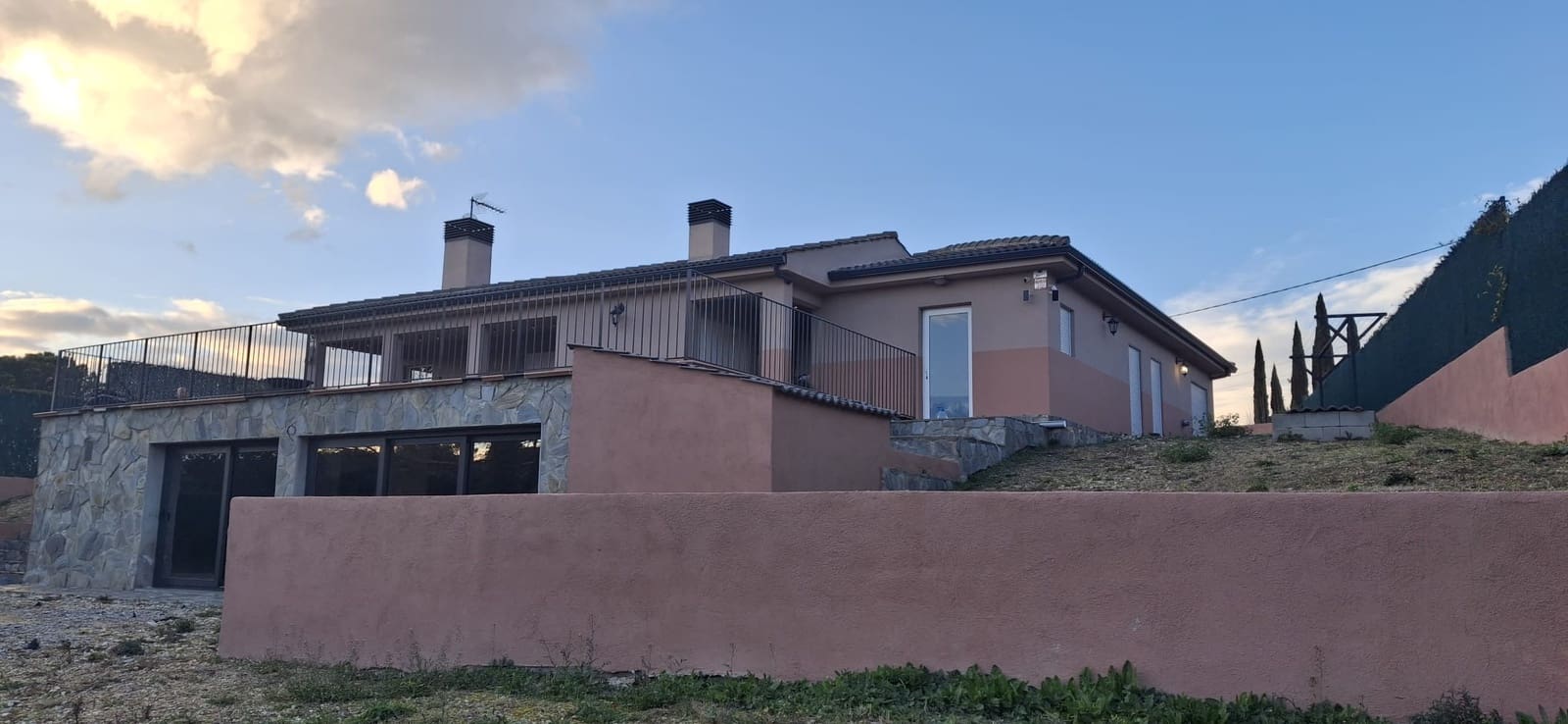 3 soveværelse Villa til salg i Caldes de Malavella med swimmingpool - € 275.000 (Ref: 9479550)