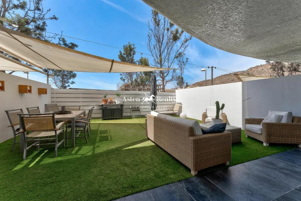 2 bedroom Apartment for sale in Palm-Mar with pool - € 449,000 (Ref: 9479552)