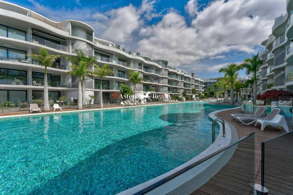 2 bedroom Apartment for sale in Palm-Mar with pool - € 449,000 (Ref: 9479552)