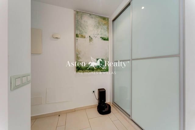 2 bedroom Apartment for sale in Palm-Mar, Arona with pool - € 449,000 (Ref: 9479552)