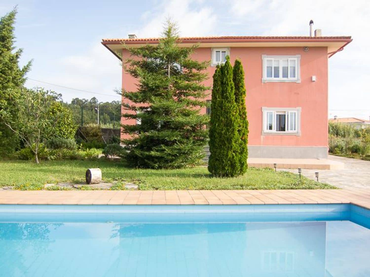 Chalet de 6 habitaciones en Boiro en venta con piscina - 430.000 € (Ref: 9479553)