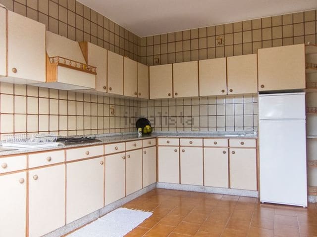 Chalet de 6 habitaciones en Boiro en venta con piscina - 430.000 € (Ref: 9479553)