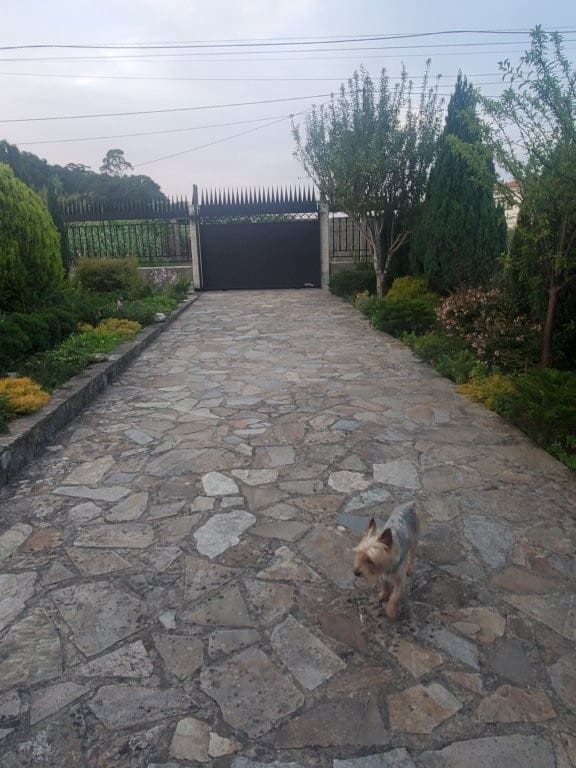 Chalet de 6 habitaciones en Boiro en venta con piscina - 430.000 € (Ref: 9479553)