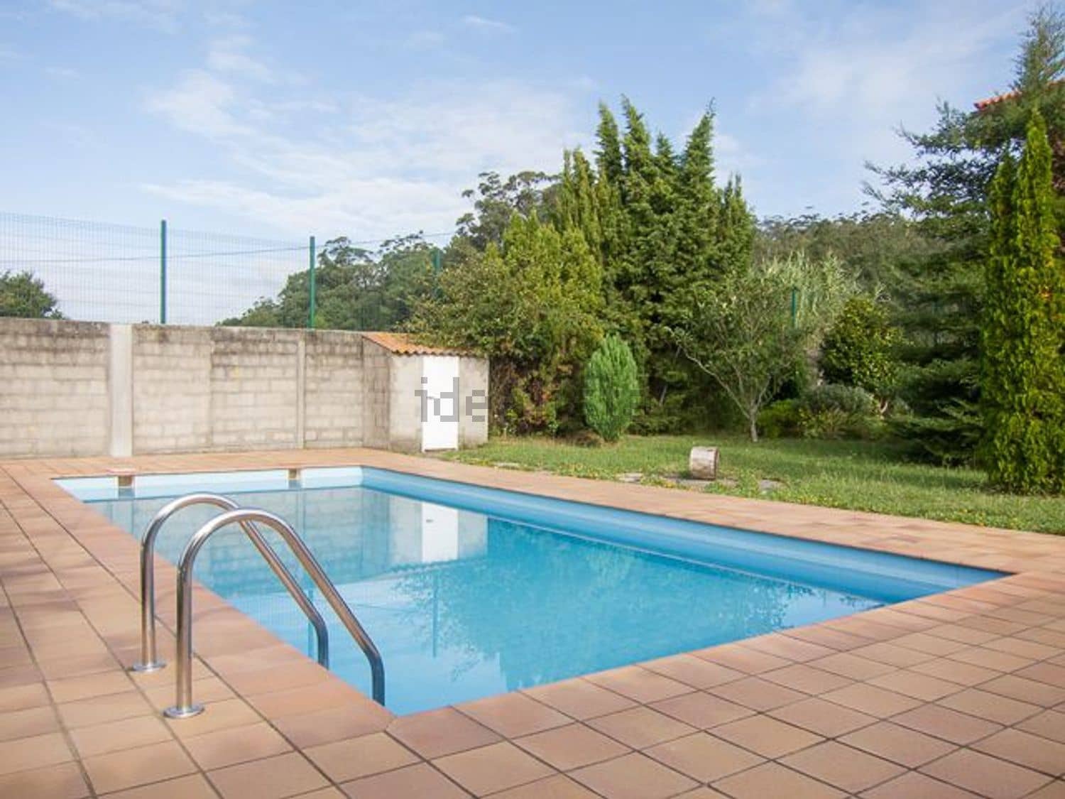 Chalet de 6 habitaciones en Boiro en venta con piscina - 430.000 € (Ref: 9479553)