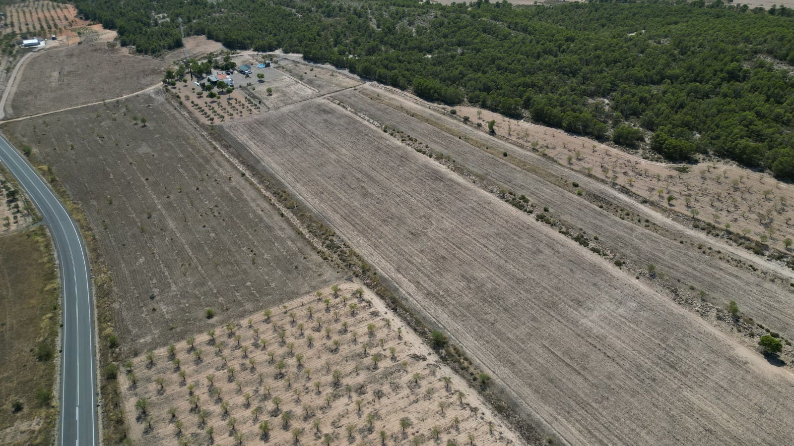 2 bedroom Villa for sale in Yecla - € 295,000 (Ref: 9479554)