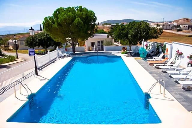 2 soverom Husvogn til salgs i Mollina med svømmebasseng - € 59 500 (Ref: 9479555)