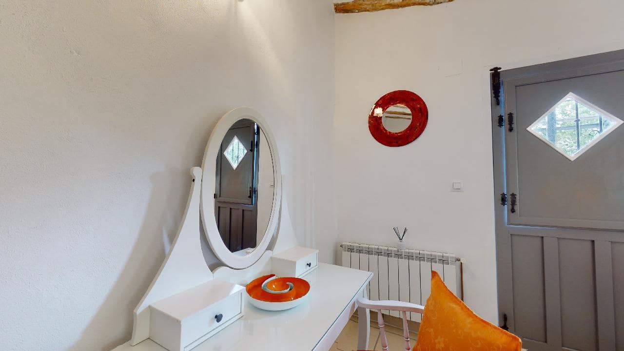 Hotel de 12 habitaciones en Caniles en venta - 1.250.000 € (Ref: 9479559)