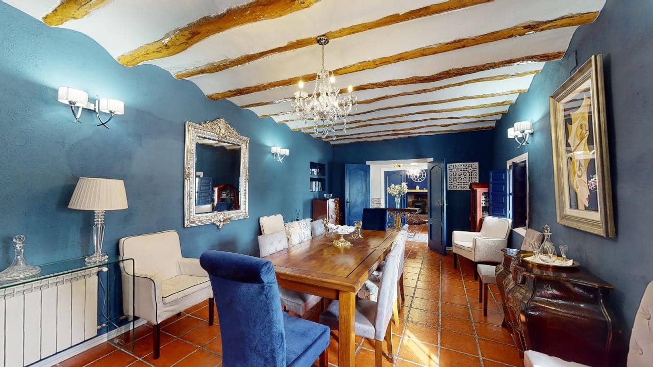 Hotel de 12 habitaciones en Caniles en venta - 1.250.000 € (Ref: 9479559)