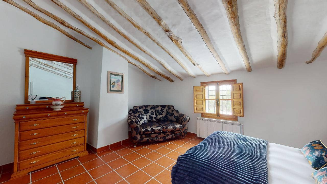 Hotel de 12 habitaciones en Caniles en venta - 1.250.000 € (Ref: 9479559)