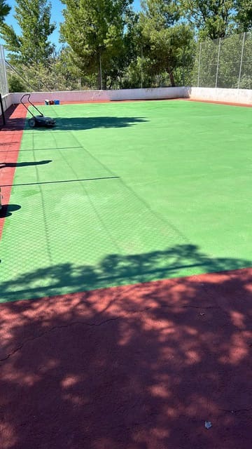 Hotel de 12 habitaciones en Caniles en venta - 1.250.000 € (Ref: 9479559)