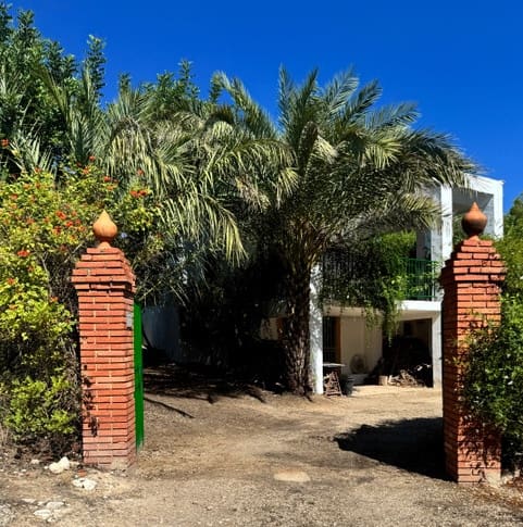 3 slaapkamer Villa te koop in Guadassuar met zwembad - € 400.000 (Ref: 9479561)