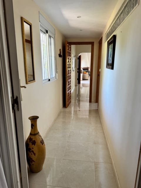 3 slaapkamer Villa te koop in Guadassuar met zwembad - € 400.000 (Ref: 9479561)