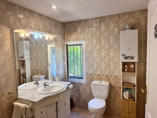 3 slaapkamer Villa te koop in Guadassuar met zwembad - € 400.000 (Ref: 9479561)