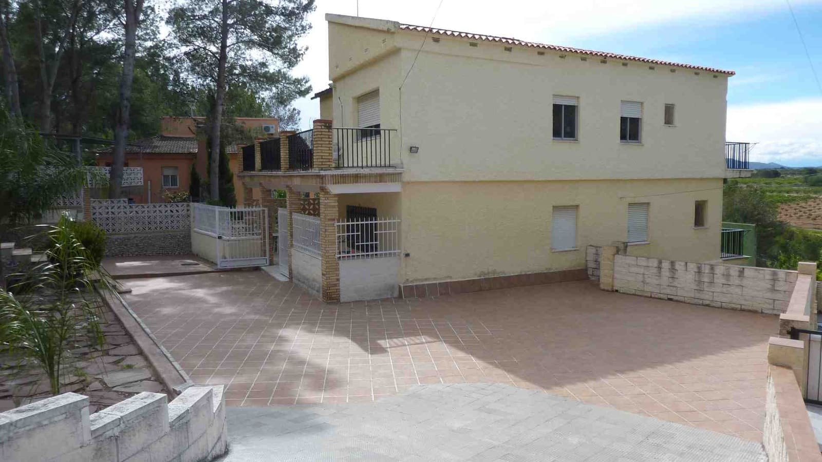 6 Zimmer Villa zu verkaufen in Valencia Stadt mit Pool - 275.000 € (Ref: 9479562)