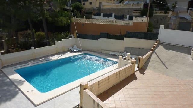 6 bedroom Villa for sale in Valencia city with pool - € 275,000 (Ref: 9479562)