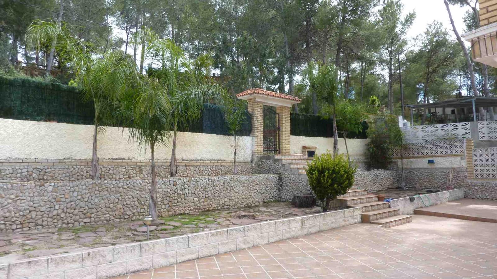 6 Zimmer Villa zu verkaufen in Valencia Stadt mit Pool - 275.000 € (Ref: 9479562)