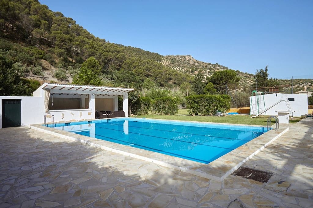 7 makuuhuone Maalaistalo myytävänä paikassa Pegalajar mukana uima-altaan - 398 000 € (Ref: 9479564)