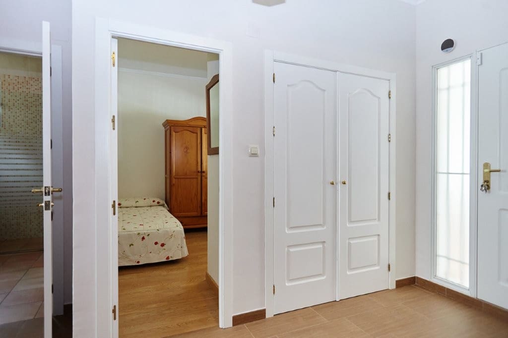 7 makuuhuone Maalaistalo myytävänä paikassa Pegalajar mukana uima-altaan - 398 000 € (Ref: 9479564)