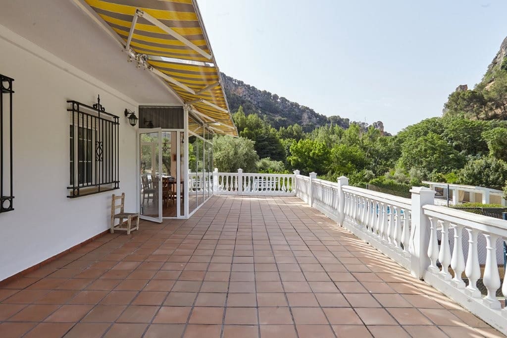 7 makuuhuone Maalaistalo myytävänä paikassa Pegalajar mukana uima-altaan - 398 000 € (Ref: 9479564)