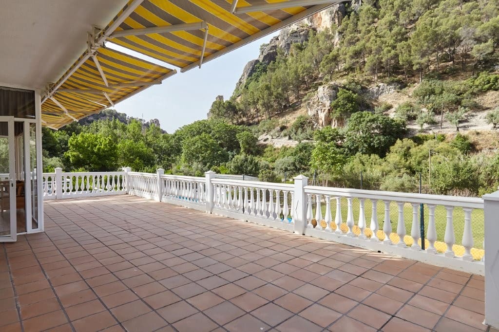 7 makuuhuone Maalaistalo myytävänä paikassa Pegalajar mukana uima-altaan - 398 000 € (Ref: 9479564)