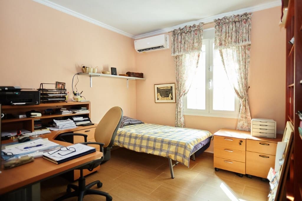 7 makuuhuone Maalaistalo myytävänä paikassa Pegalajar mukana uima-altaan - 398 000 € (Ref: 9479564)