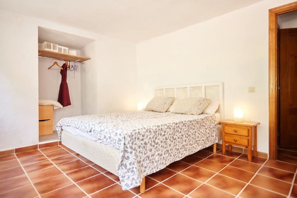 7 makuuhuone Maalaistalo myytävänä paikassa Pegalajar mukana uima-altaan - 398 000 € (Ref: 9479564)