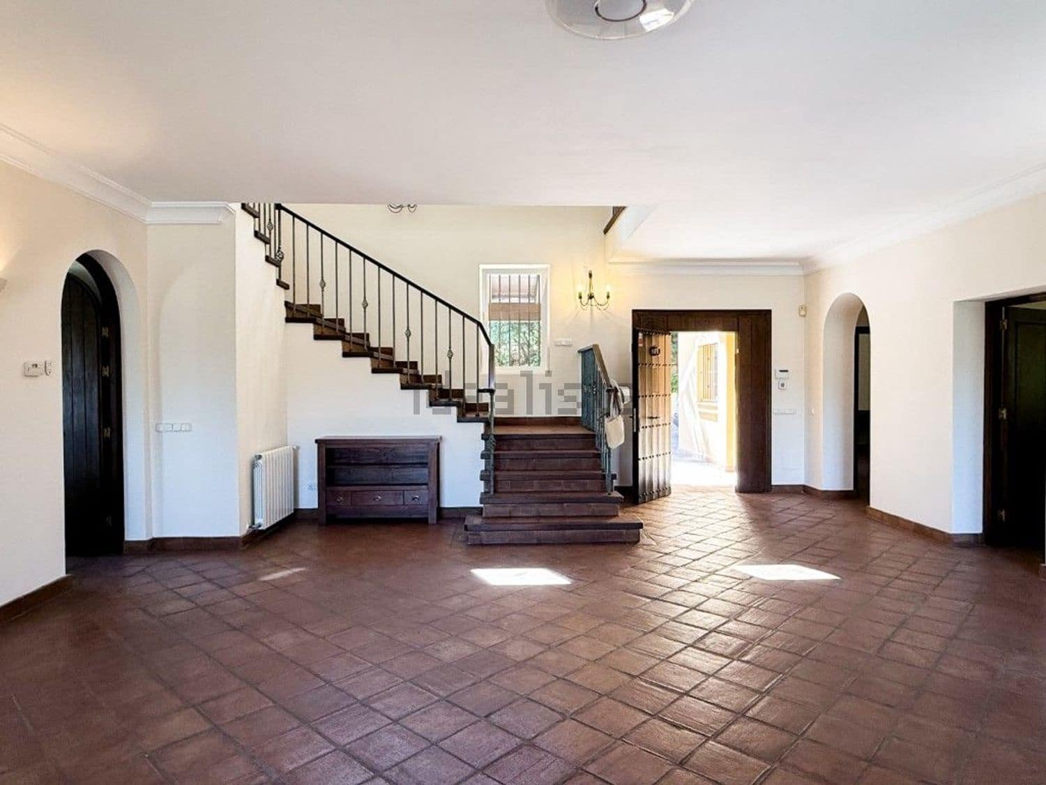 7 bedroom Villa for sale in Sotogrande with pool - € 1,995,000 (Ref: 9521287)