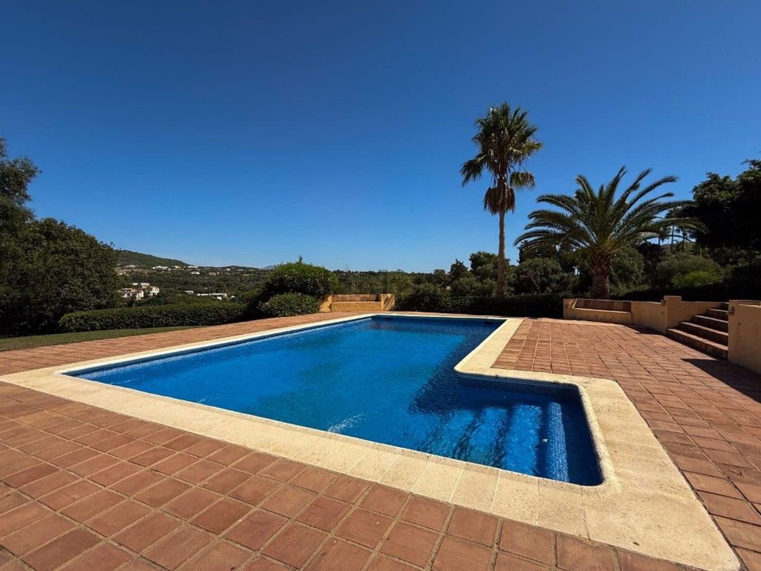 7 bedroom Villa for sale in Sotogrande with pool - € 1,995,000 (Ref: 9521287)