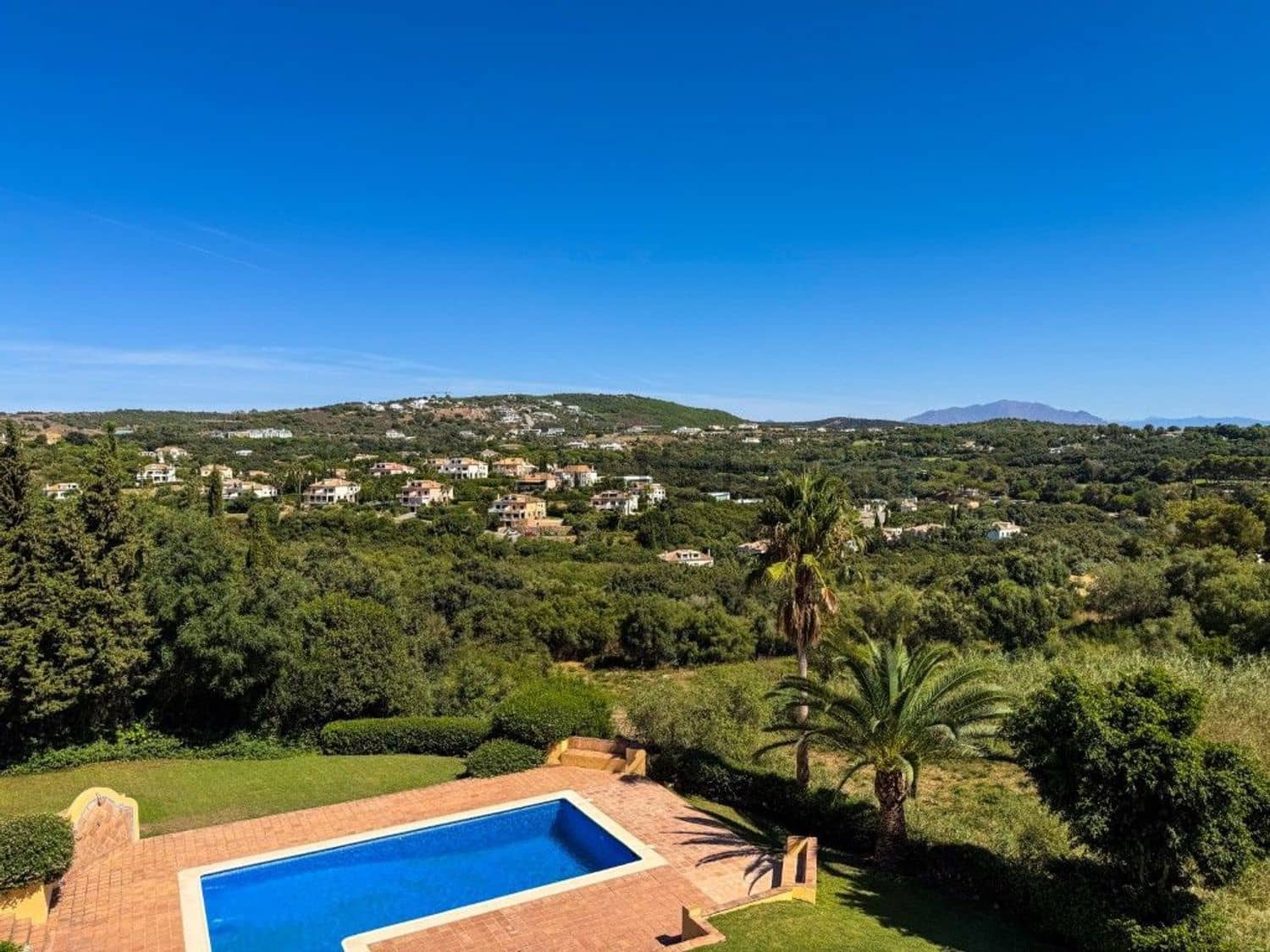 7 bedroom Villa for sale in Sotogrande with pool - € 1,995,000 (Ref: 9521287)