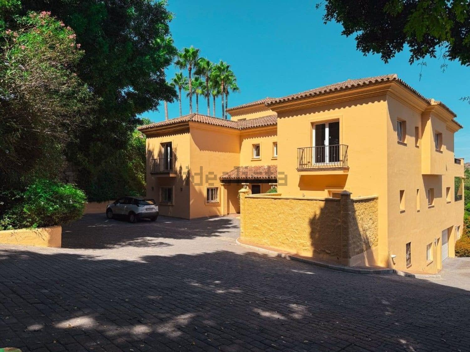 7 bedroom Villa for sale in Sotogrande with pool - € 1,995,000 (Ref: 9521287)
