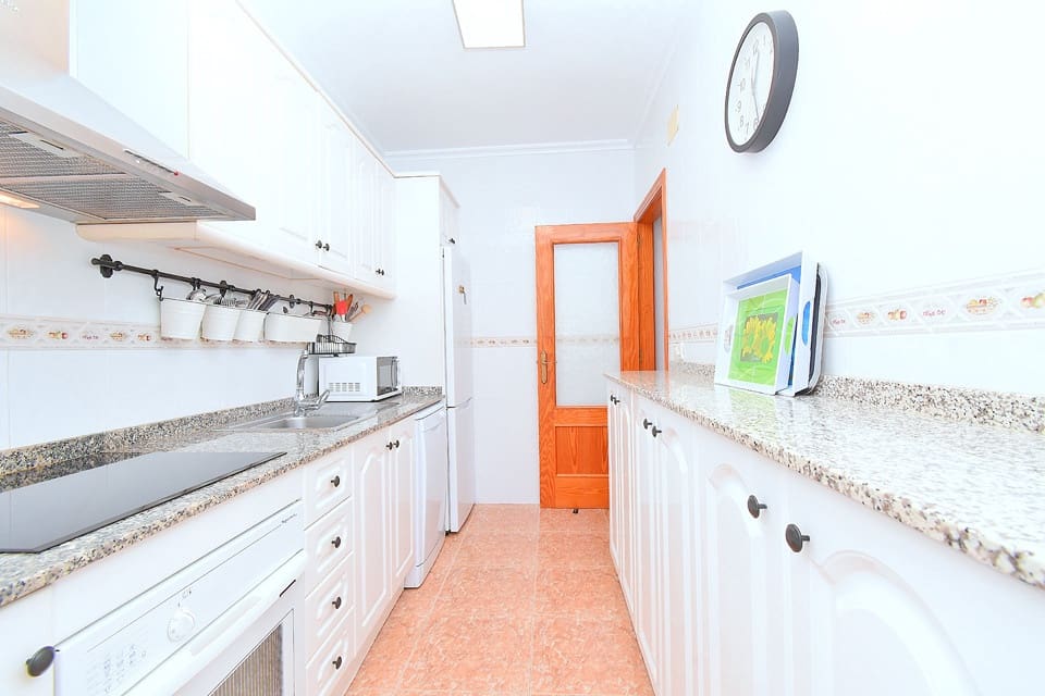 2 sypialnia Bungalow na sprzedaż w Los Urrutias z basenem - 159 000 € (Ref: 10006764)
