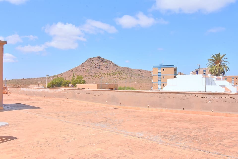 Leilighet til salgs i Los Puertos de Abajo med garasje - € 155 000 (Ref: 10062297)