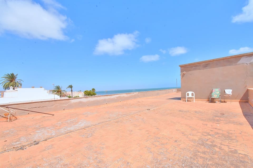 Leilighet til salgs i Los Puertos de Abajo med garasje - € 155 000 (Ref: 10062297)