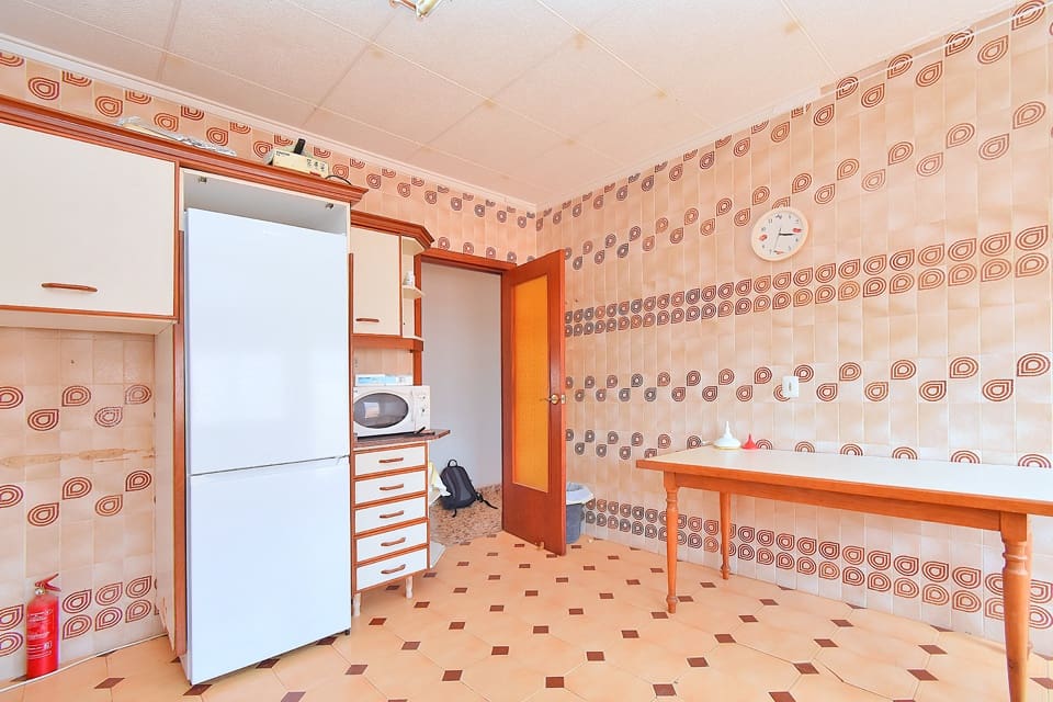 Leilighet til salgs i Los Puertos de Abajo med garasje - € 155 000 (Ref: 10062297)
