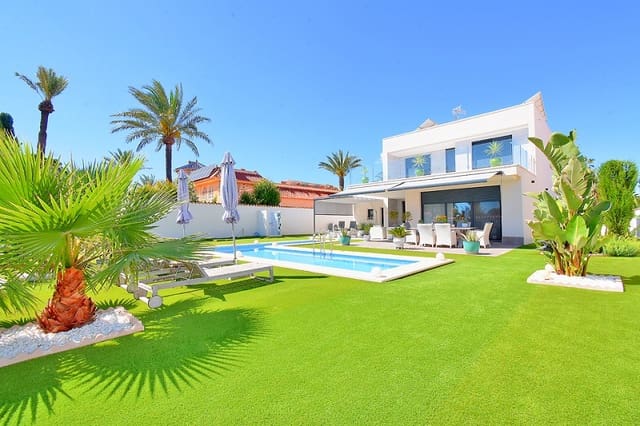 3 soverom Villa til salgs i Los Urrutias, Cartagena med svømmebasseng garasje - € 1 598 000 (Ref: 10074679)