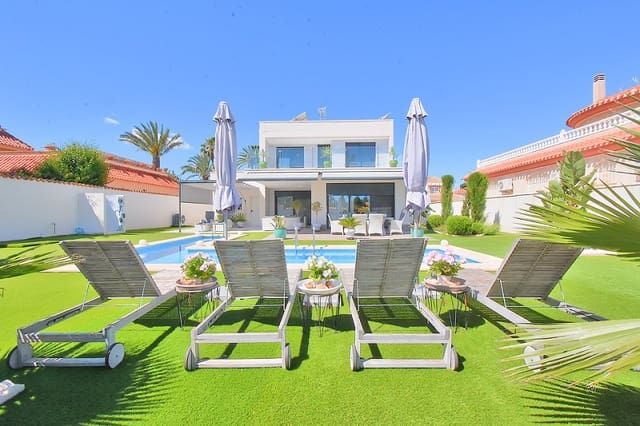 3 soverom Villa til salgs i Los Urrutias, Cartagena med svømmebasseng garasje - € 1 598 000 (Ref: 10074679)