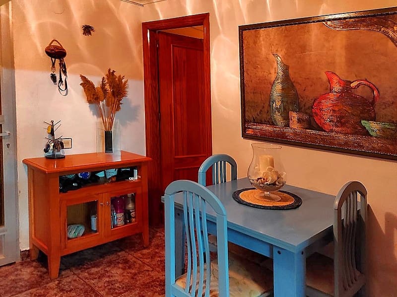 2 soveværelse Finca/Landehus til salg i San Cayetano med swimmingpool garage - € 320.000 (Ref: 8318919)