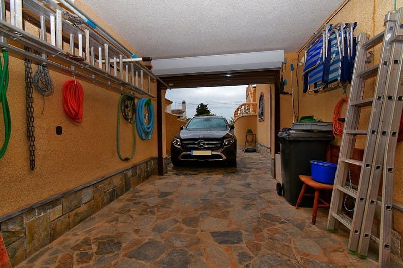 3 soveværelse Villa til salg i Los Urrutias med swimmingpool garage - € 579.000 (Ref: 8434730)