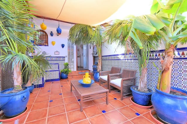 2 soveværelse Rækkehus til salg i Los Urrutias, Cartagena med swimmingpool - € 179.000 (Ref: 9156184)