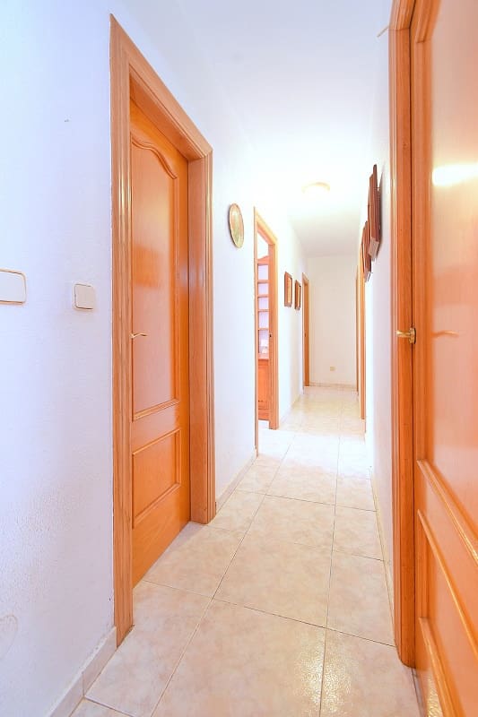 5 soverom Villa til salgs i Los Urrutias med garasje - € 315 000 (Ref: 9181836)