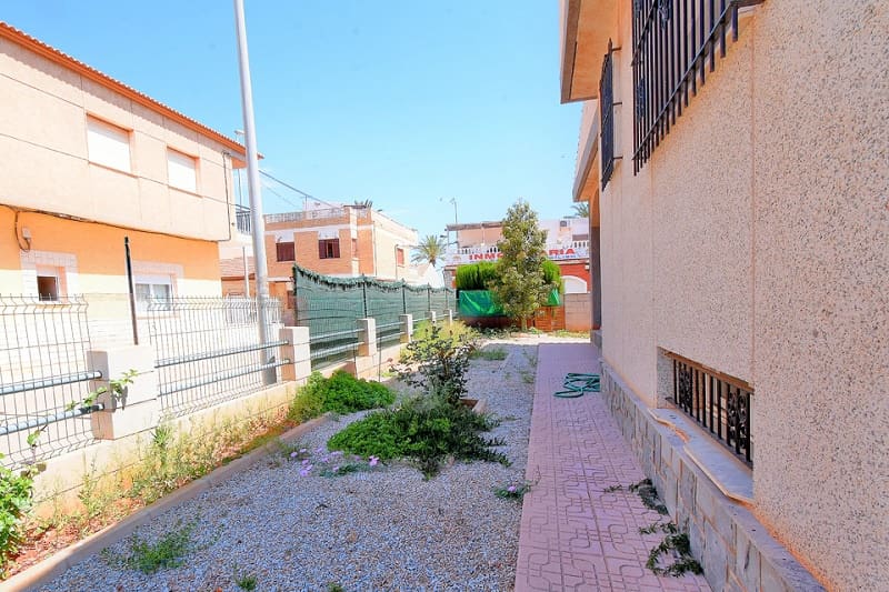 5 soverom Villa til salgs i Los Urrutias med garasje - € 315 000 (Ref: 9181836)