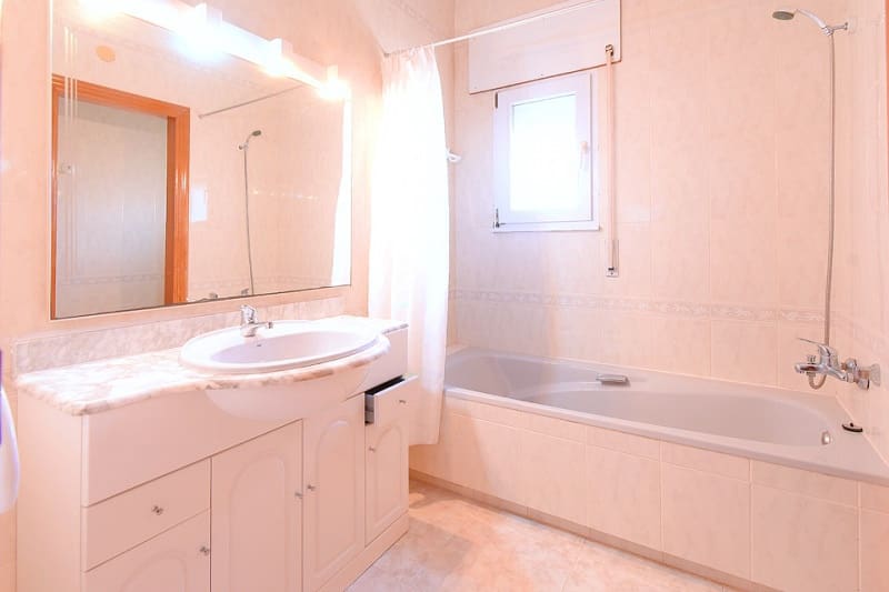 5 soverom Villa til salgs i Los Urrutias med garasje - € 315 000 (Ref: 9181836)