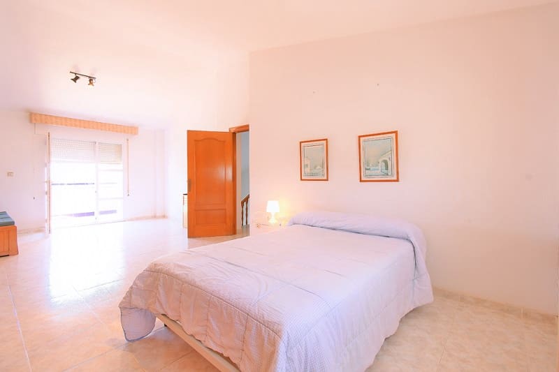 5 soverom Villa til salgs i Los Urrutias med garasje - € 315 000 (Ref: 9181836)