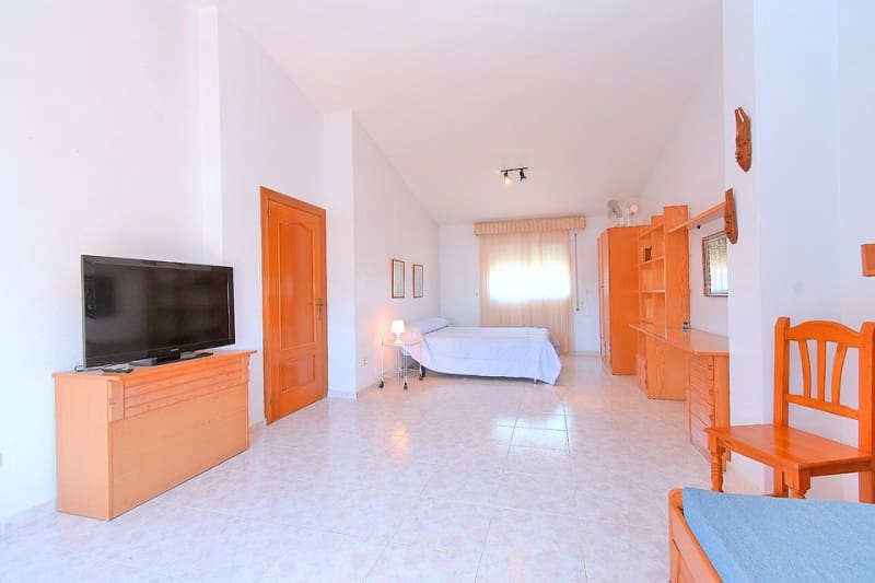 5 soverom Villa til salgs i Los Urrutias med garasje - € 315 000 (Ref: 9181836)