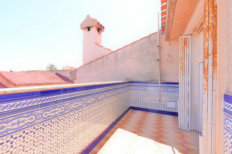 5 soverom Villa til salgs i Los Urrutias med garasje - € 315 000 (Ref: 9181836)