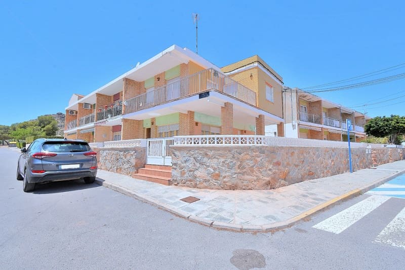 4 chambre Villa/Maison Mitoyenne à vendre à Los Urrutias - 159 000 € (Ref: 9374652)