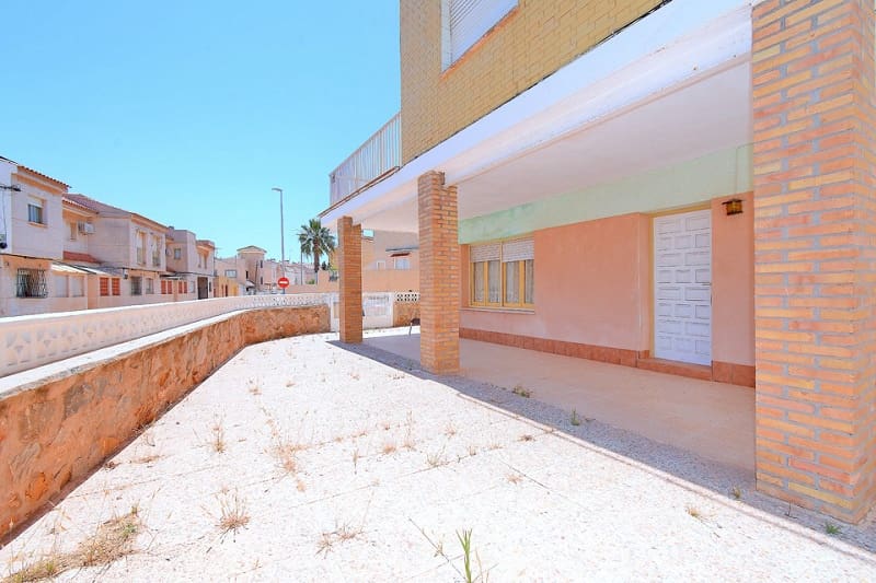 4 chambre Villa/Maison Mitoyenne à vendre à Los Urrutias - 159 000 € (Ref: 9374652)